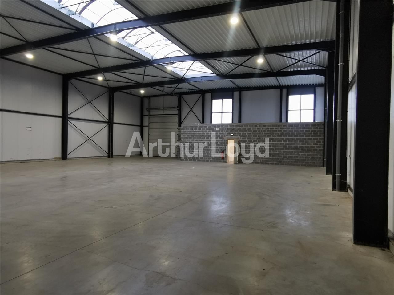 Entrepôt à louer à Valenciennes, d