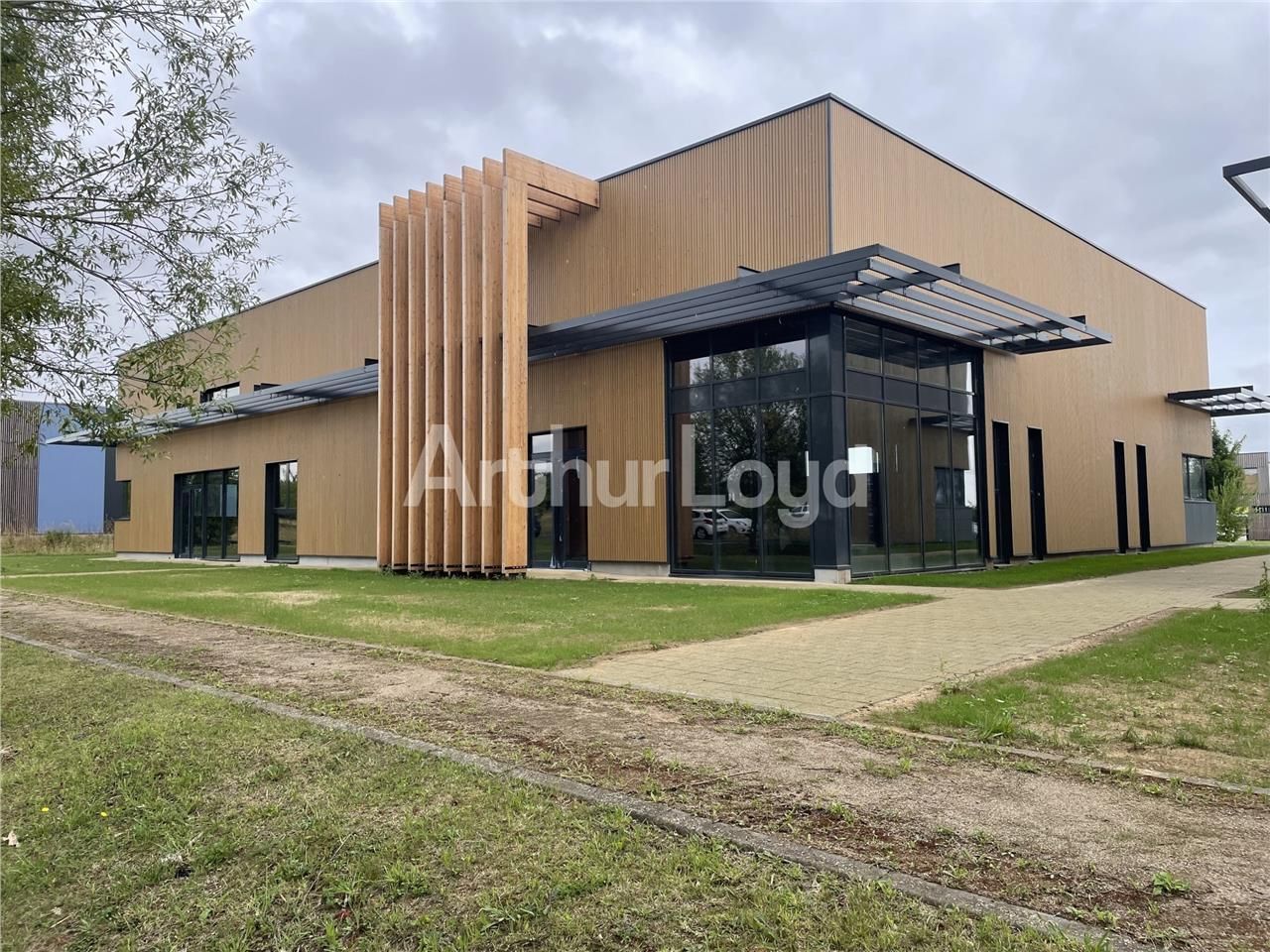 Local d'activité à louer à Sin-le-