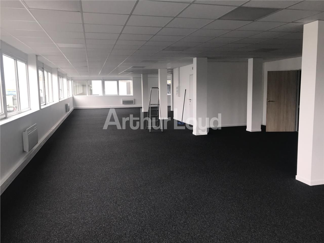 Bureaux à louer à VALENCIENNES. A