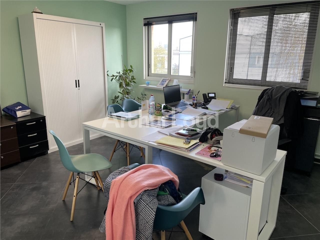 Entrepôt à vendre à Valenciennes. 