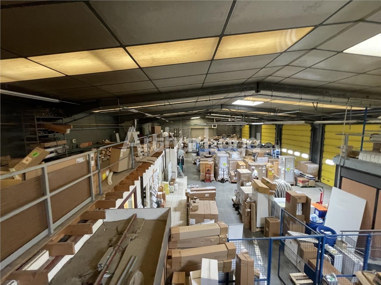 A vendre, local d'activité sur axe passant e