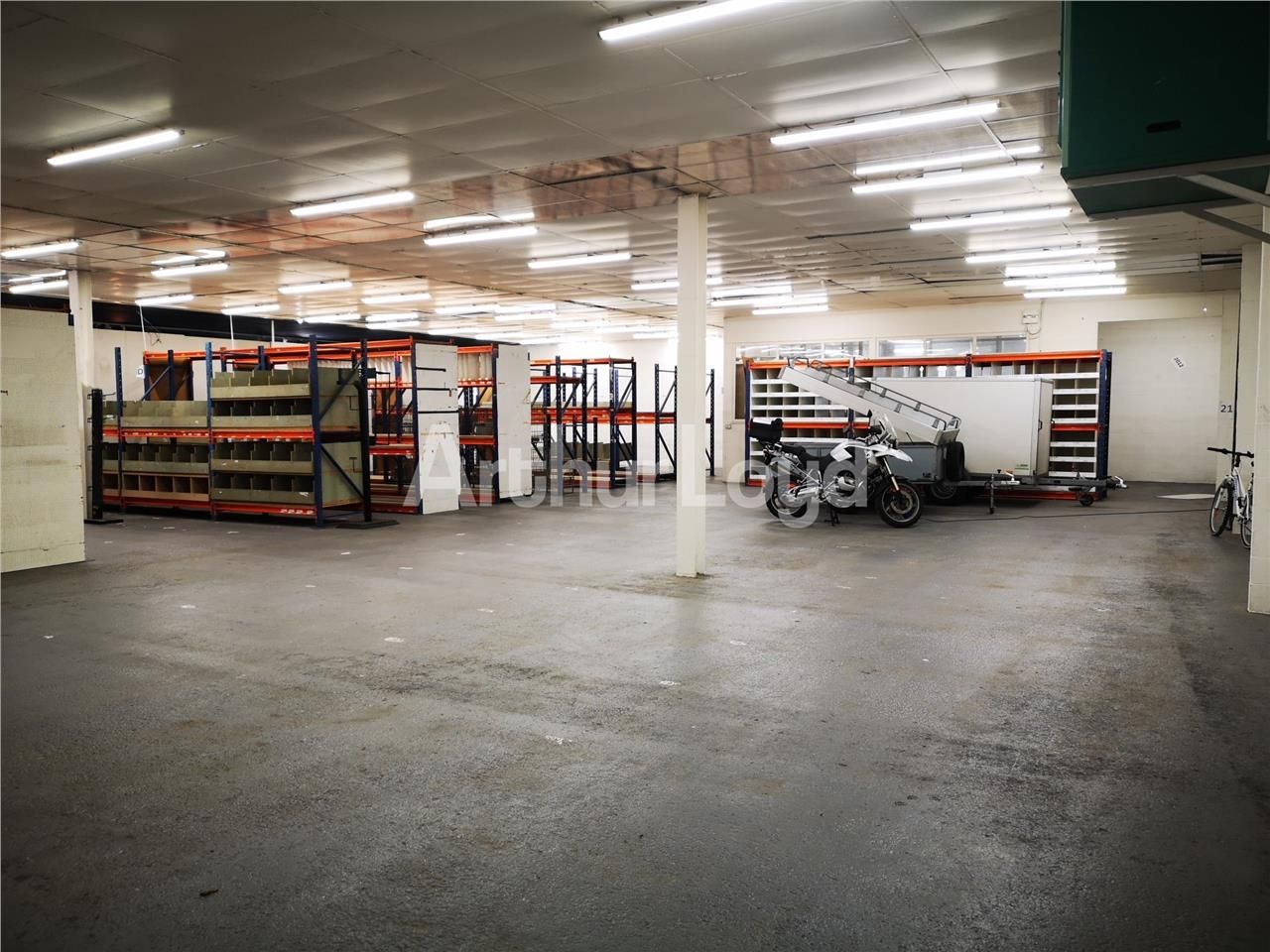 Nous vous proposons, à la vente, ce local de