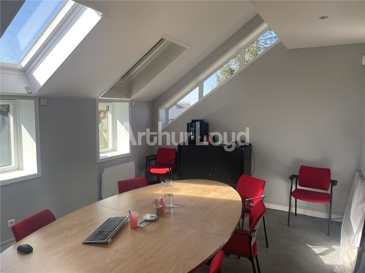 A louer ou à vendre, un plateau de bureaux e