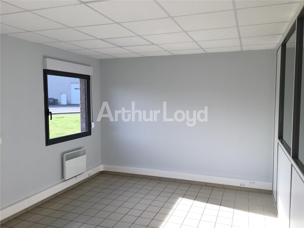 A louer, surface de bureaux entièrement r