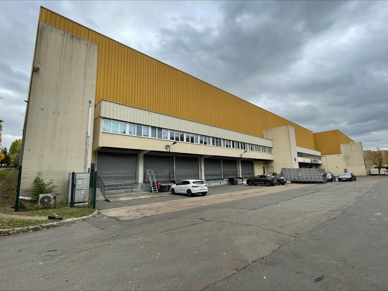 Vente PME-PMI 3784 m² non divisibles 95200 Sarcelles