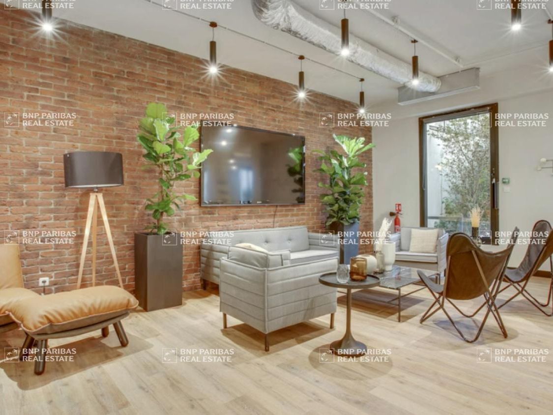 1050 m² pour ce bureaux en location à Boulogne billancourt