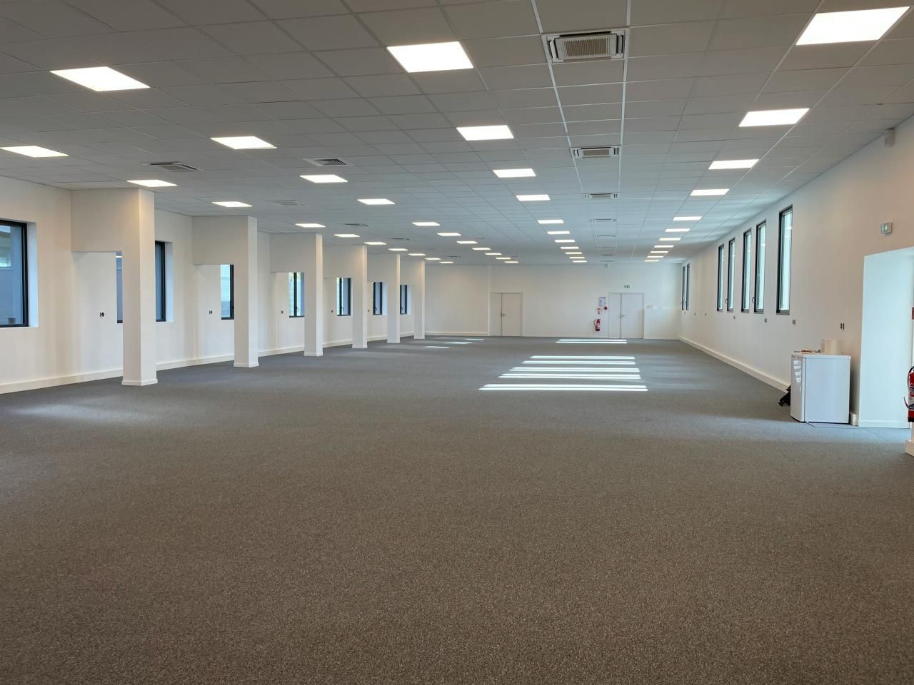 Location Bureaux 609 m² non divisibles 95100 Argenteuil