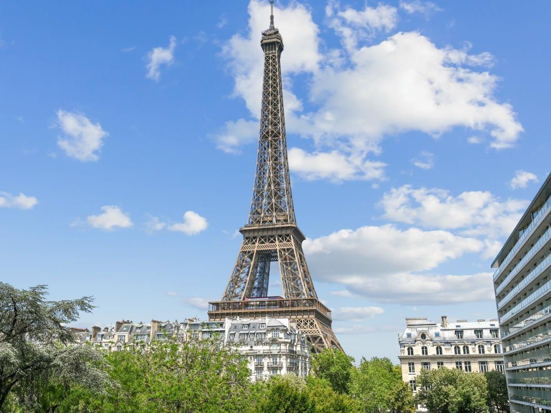 Location Bureaux 600 m² divisibles 75015 Paris