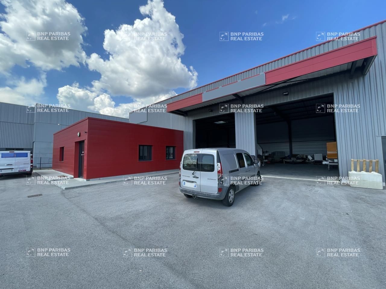 619 m² pour ce activité en location à Beaune