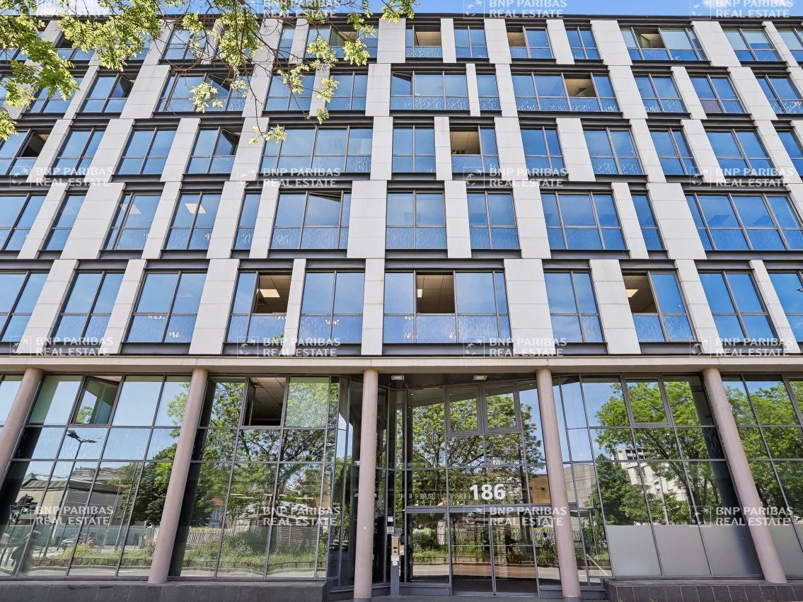 1002 m² pour ce bureaux en location à Lyon