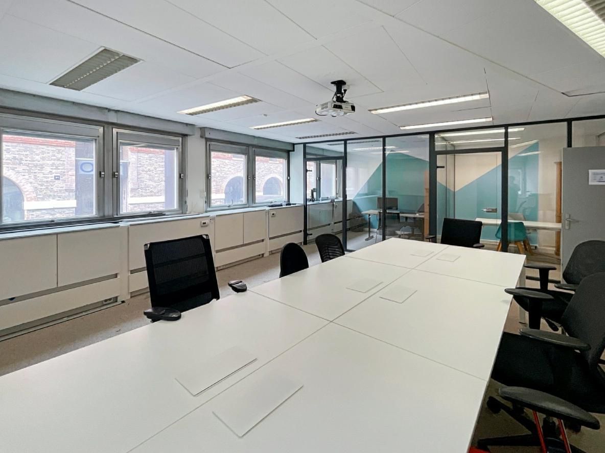 Location bureaux à Paris 75019