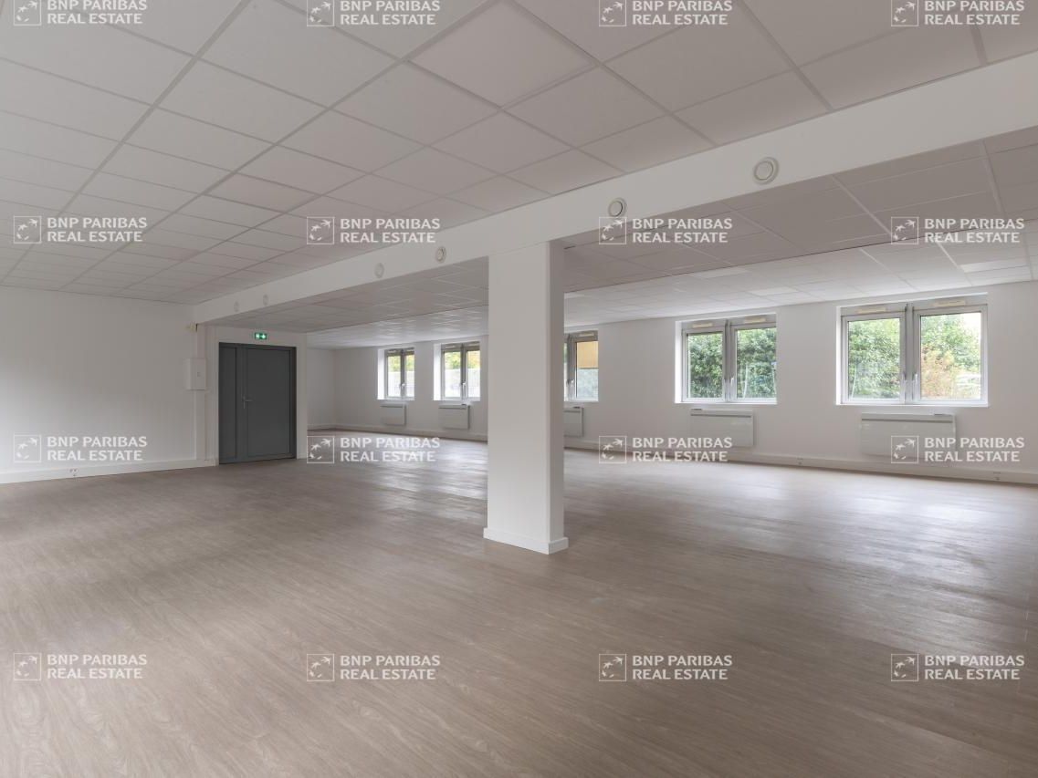 361 m² pour ce bureaux en location à Versailles