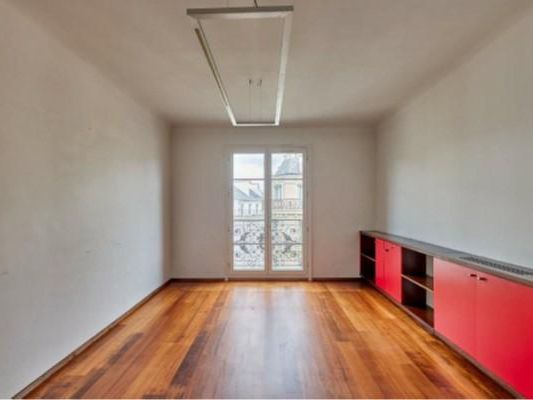 192 m² pour ce bureaux en location à Paris