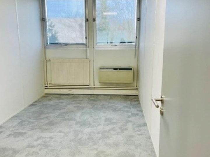 235 m² pour ce bureaux en location à Palaiseau