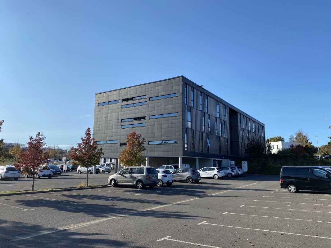 A Vannes au coeur de la zone tertiaire de Laroise