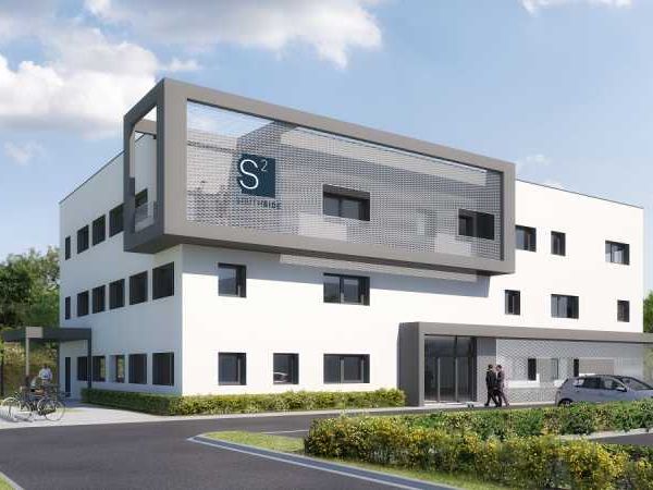 Arthur Loyd vous propose à la vente, Le long de l