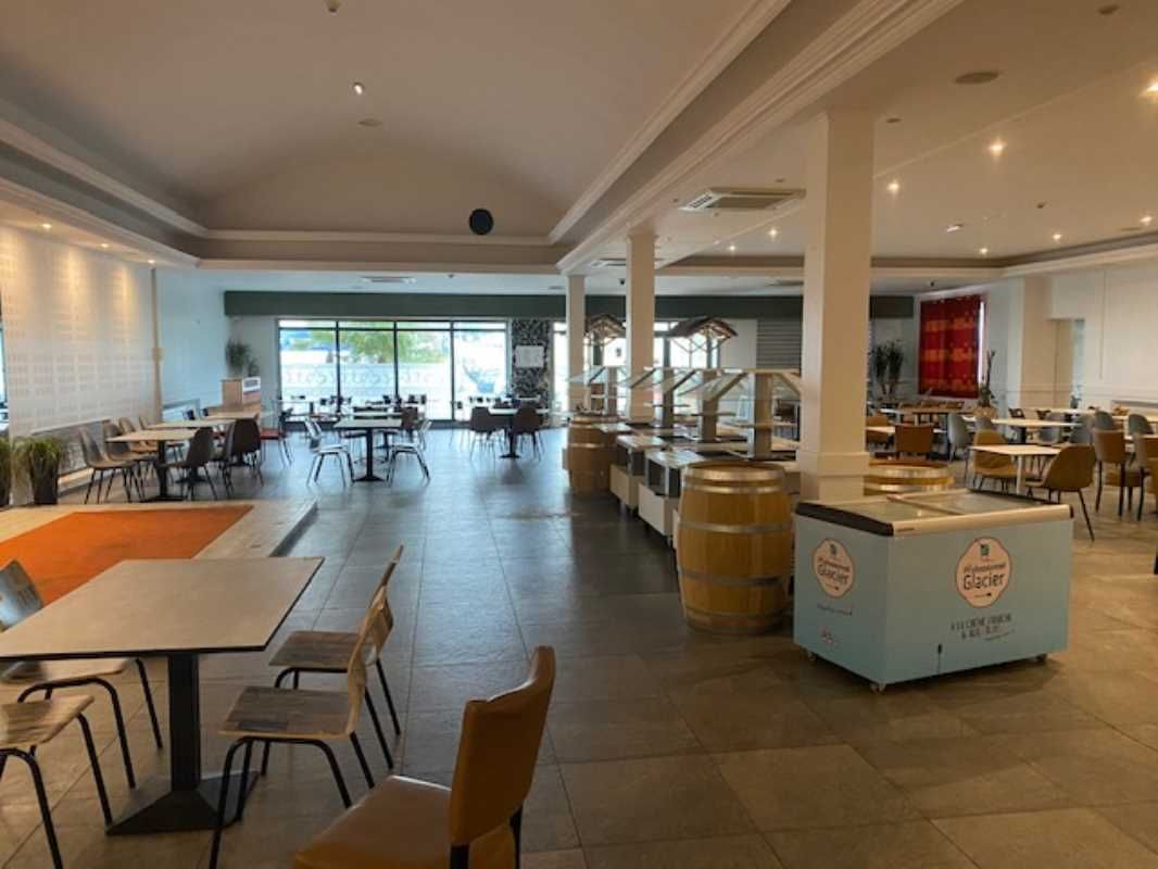 Arthur Loyd vous propose à la location un local c