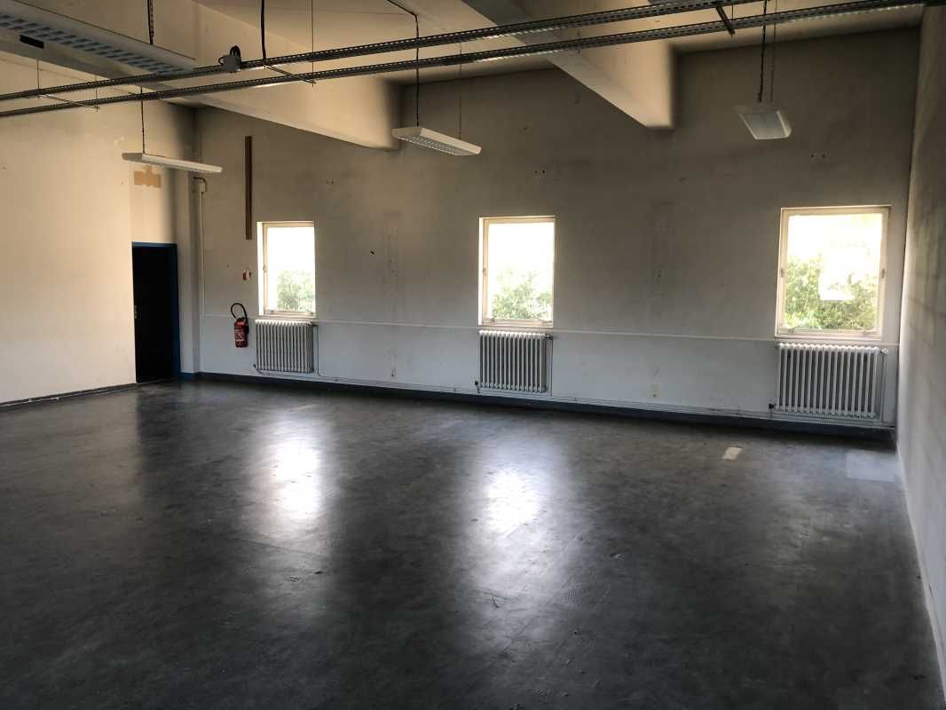 À vendre des locaux d'une surface totale de 663m²