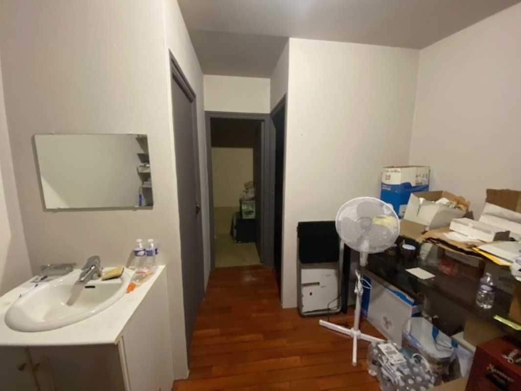 Arthur Loyd vous propose un local commercial à lo