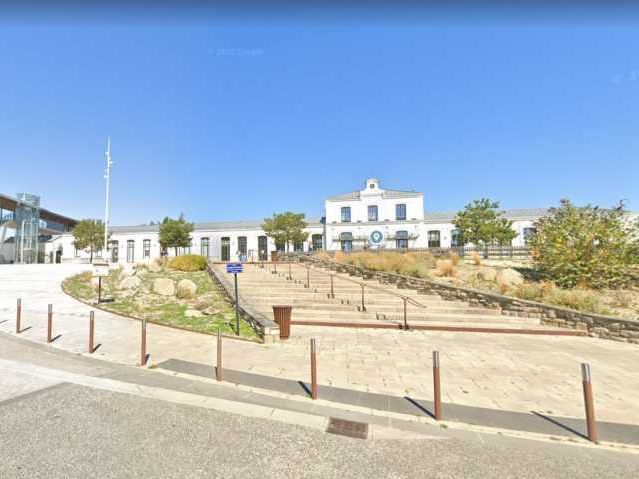 Arthur Loyd vous propose à la location ou à la ve