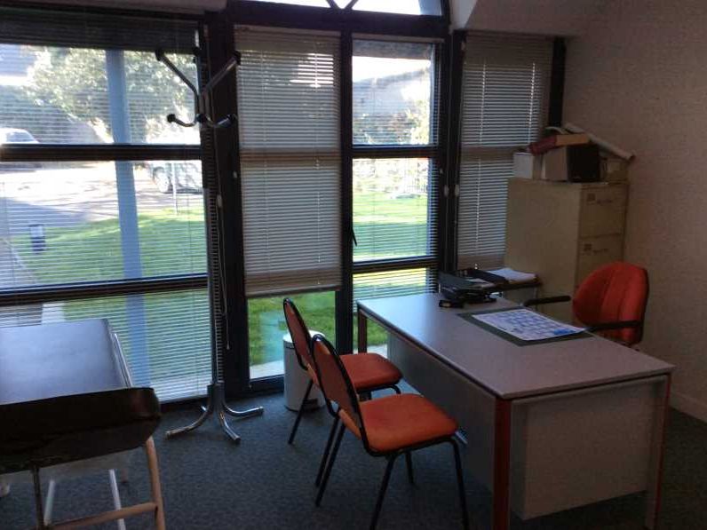 Arthur Loyd vous propose à la location, en plein 