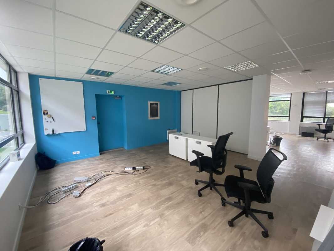 Arthur Loyd vous propose à la location,  un plate