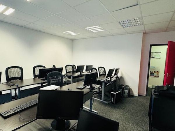 Arthur Loyd vous propose à la vente ou à la locat