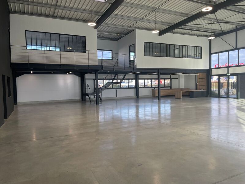 Situé sur la zone de Luscanen, sur un emplacement