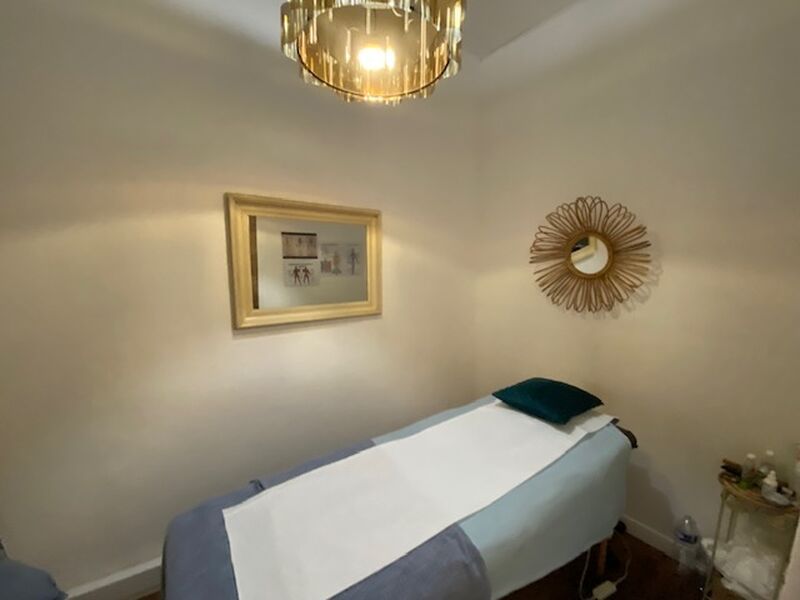 Arthur Loyd Brest propose à la cession un local c