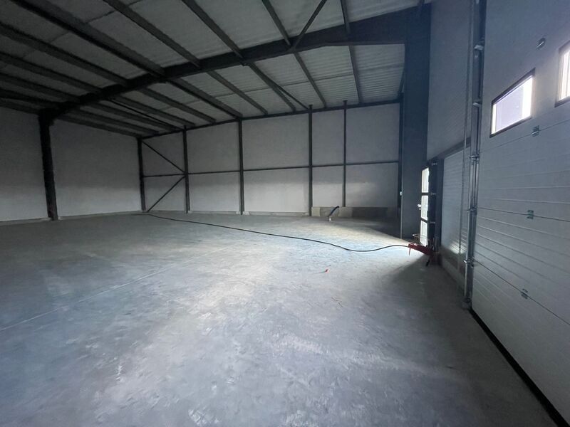 Arthur Loyd vous propose à la location, une  cell