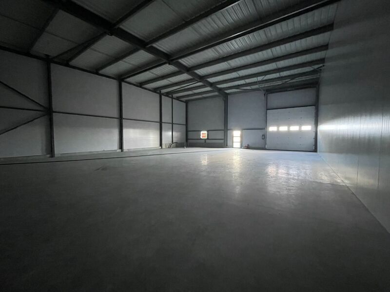 Arthur Loyd vous propose à la location, une  cell