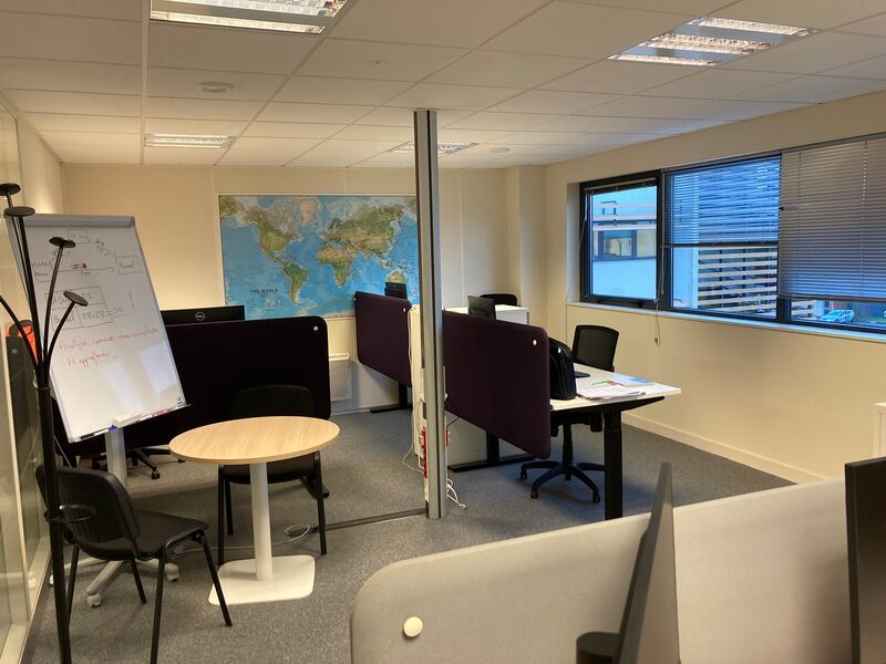 Idéalement situés à proximité immédiate de l'aéro