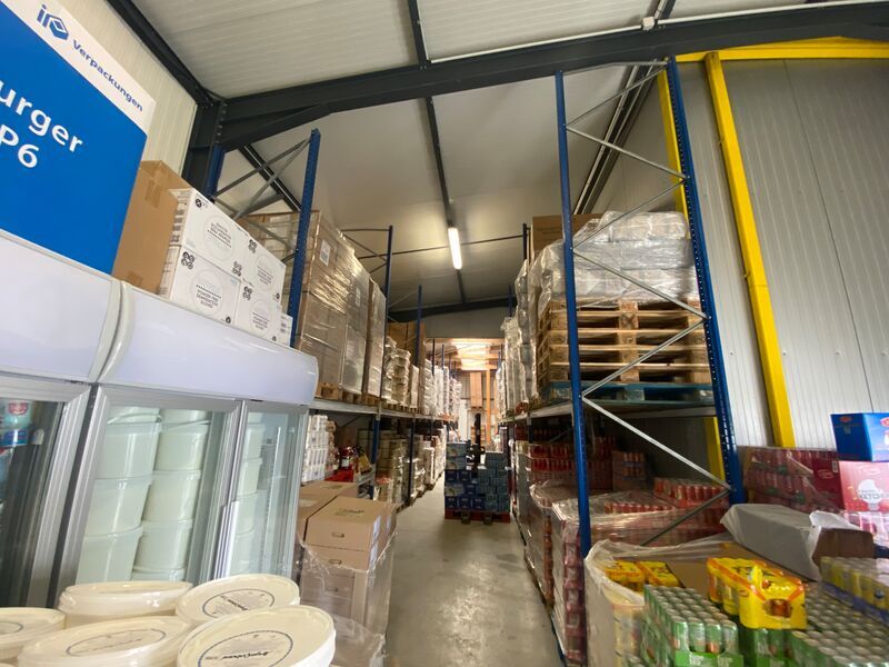 À louer, local d'activité d'environ 180 m² situé 