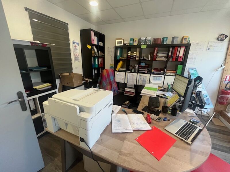 À louer - Local professionnel 200 m² - Morlaix (2