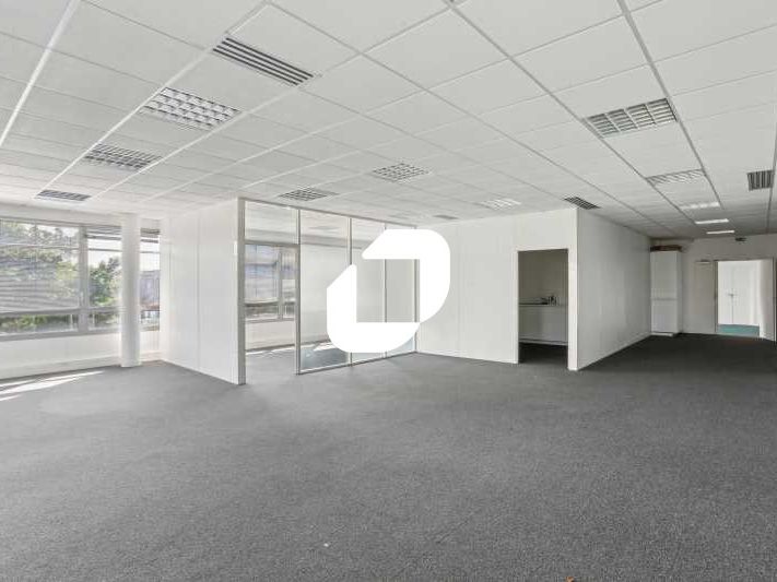 Immprove vous propose plusieurs surfaces de burea