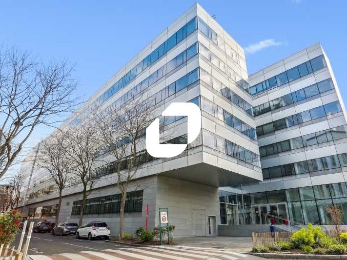 Au coeur du pôle tertiaire de Rueil Malmaison, à 