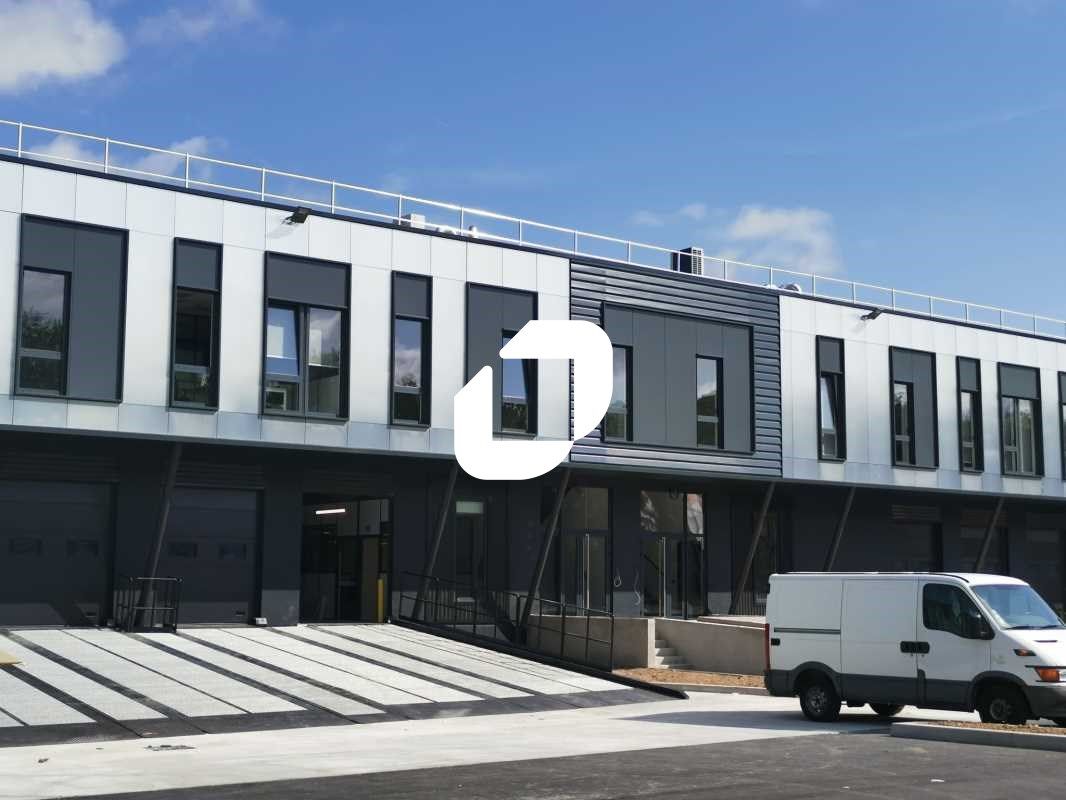 Au sein de la zone d'activité de Trappes-Elancour