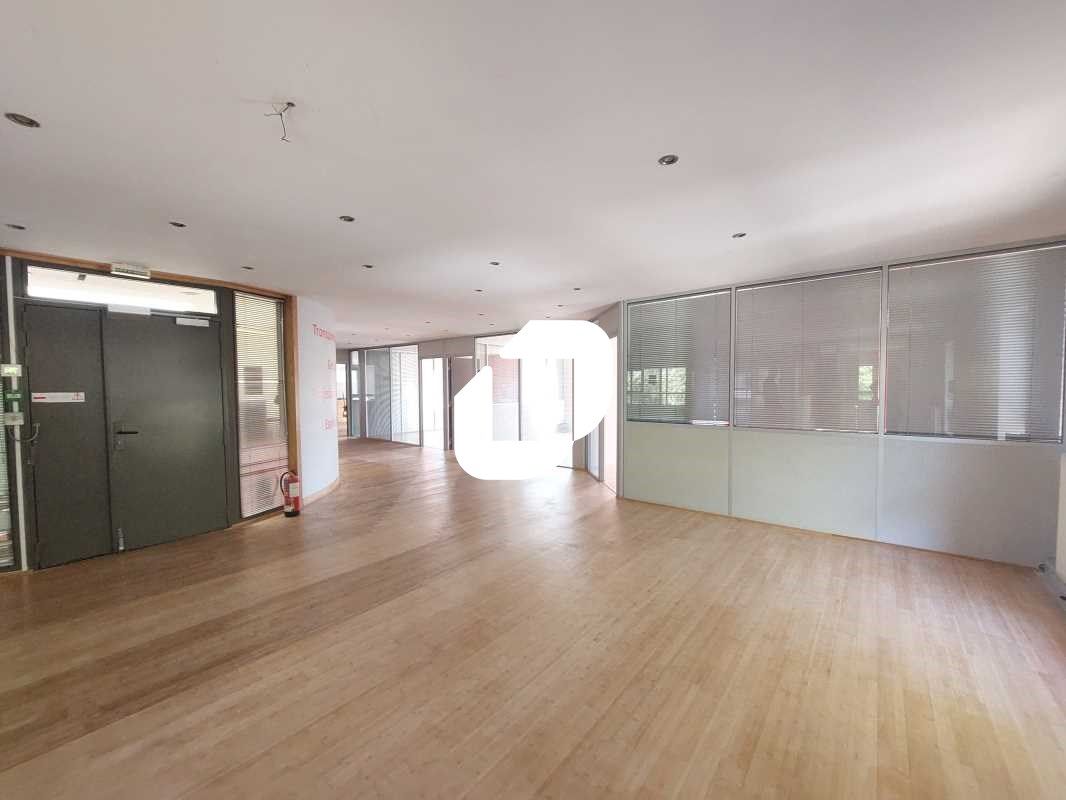 Au sein du quartier de la Grande Ile de Voisins l