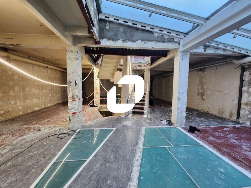 Découvrez ce triplex au potentiel exceptionnel, a