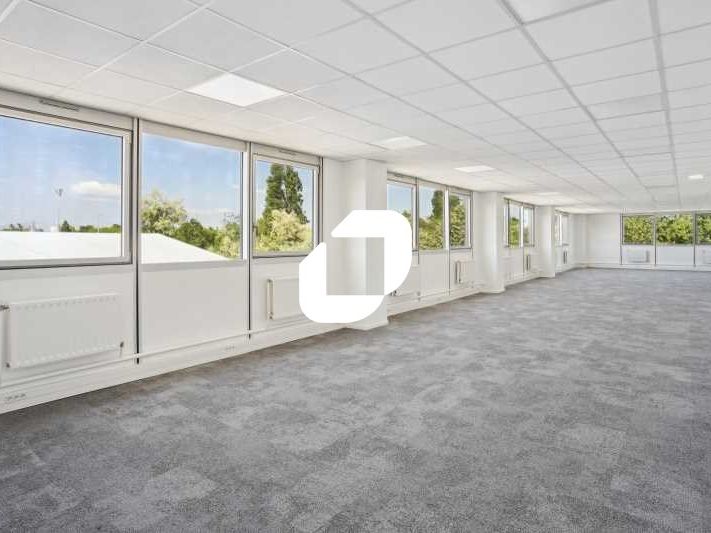 TRI EXCLUSIVITE - Idéalement situés à proximité d