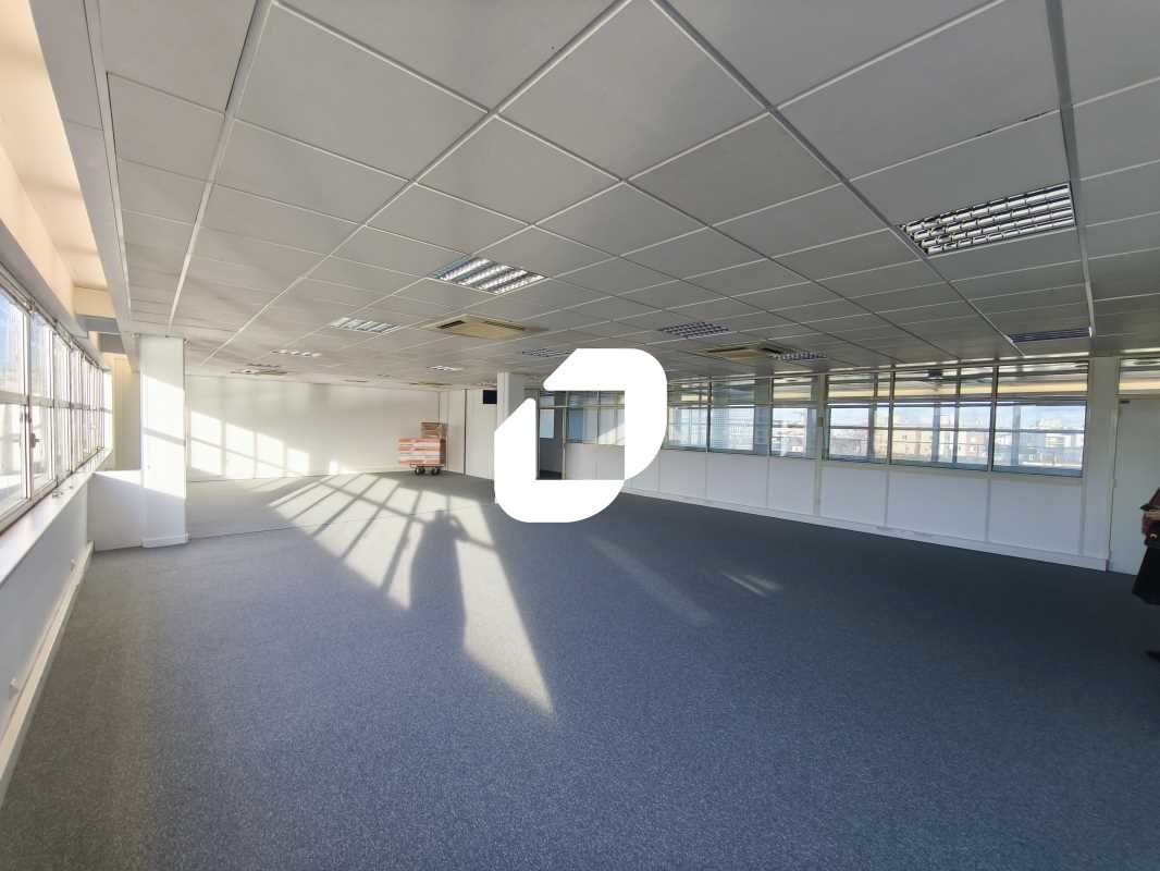 Situé dans un cadre privilégié des Bords de Seine