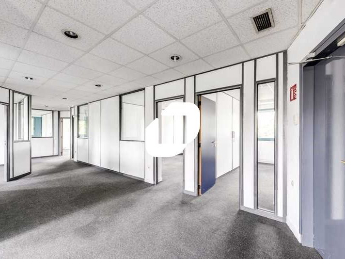 IMMPROVE vous propose dans un immeuble récent de 