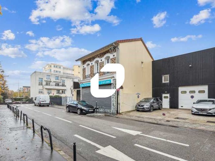 Immprove vous propose un bâtiment indépendant à u