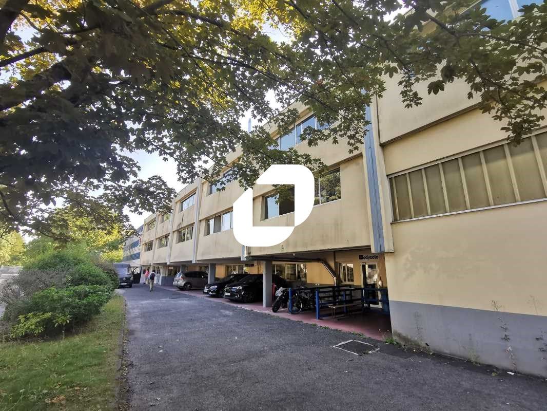 Situé à Neuilly sur Marne en ZFU, Immprove vous p