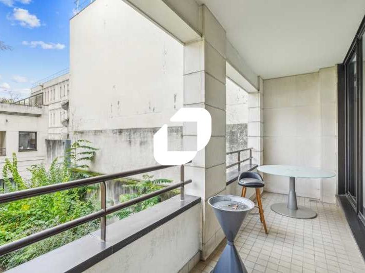 Au sein d'un immeuble de Standing , IMMPROVE vous