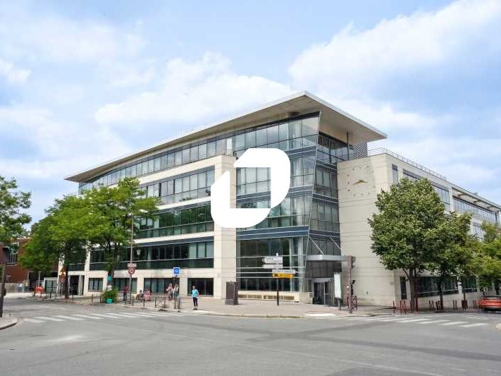 Situé au Pré Saint Gervais, à proximité du métro 