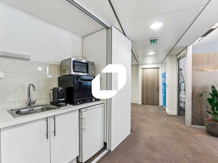 Emplacement idéal - Place de la Madeleine au pied