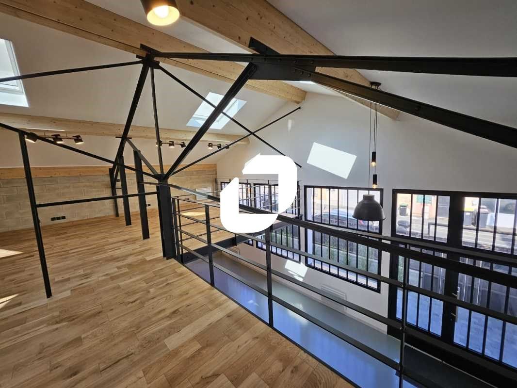 IMMPROVE vous propose ce magnifique bâtiment indé