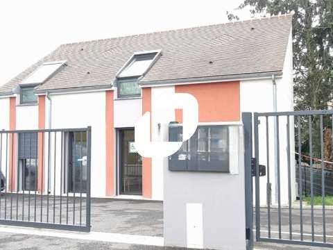 Située à Coupvray, à 10 minutes en bus du RER A "