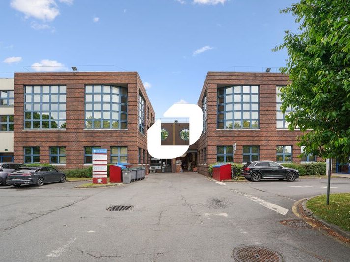 Situés à Villiers-sur-Marne, au sein d'un complex